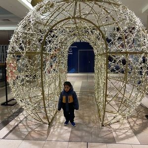 Meet your Posher, Farah